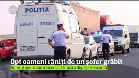 Opt oameni, printre care şi doi copii, au ajuns la spital, după ce au fost răniţi într-un accident, pe un drum din judeţul Buzău