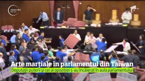 Arte marțiale în parlamentul din Taiwan