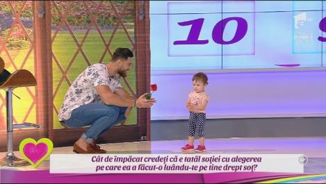 Robert, protagonistul unui moment absolut adorabil, în direct! Inima vikingului de la "Insula Iubirii" a fost topită de... o fetiţă