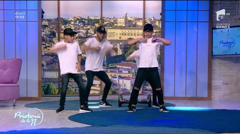 Trupa Schooligans, dans de senzaţie în platoul de la Prietenii de la 11!