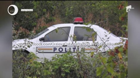 Şi poliţiştii dorm câteodată. Chiar în post! Mai multe imagini cu oamenii legii, ”furați” de somnul dulce chiar în mașina Poliției, au devenit VIRALE