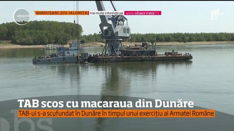 Armata s-a mobilizat pentru scoatere a TAB-ului scufundat în timpul unui exerciţiu militar, pe Dunăre