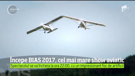 Cel mai mare show aerian al anului aduce, la Băneasa, piloţi şi paraşutişti din zece ţări
