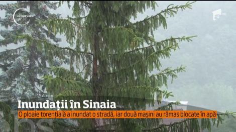 O ploaie torenţială a făcut ravagii în Sinaia!
