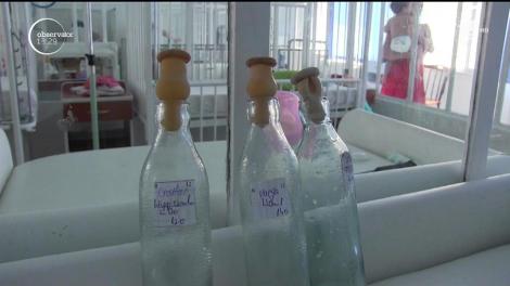 Șapte bebeluși, abandonați pe un pat de spital, își cer dreptul la viață și o mână care să-i aline: "Locul lor nu este aici, într-un spital de urgenţă". Ci la sânul mamei