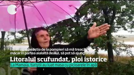 Litoralul este scufundat! Meteorologii spun că a plouat în 24 de ore cât pentru trei luni