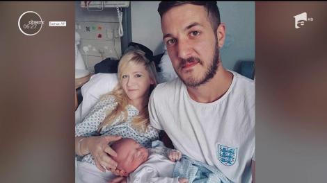 ULTIMA ORĂ. A murit! Părinţii lui Charlie Gard au anunţat că bebeluşul lor s-a stins din viaţă