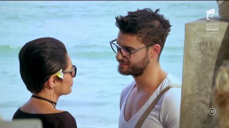 Diana, îngrijorată de lipsa momentelor intime cu Andy. Despărțirea o demoralizează: "Trebuie să stai tot timpul călare pe el?"