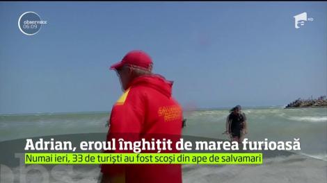 A salvat o mamă cu fetiţa ei de la înec, apoi a dispărut, înghiţit de valurile înalte de câţiva metri
