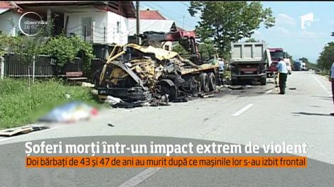 Impact devastator în Gorj! Doi bărbați au murit după ce mașinile lor s-au izbit frontal