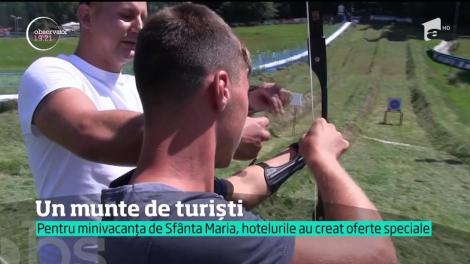Zeci de mii de turiști au ales să meargă la munte în minivacanța de Sfânta Marie