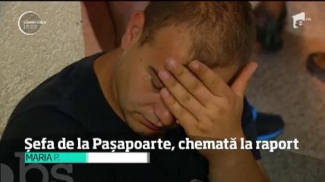 Mamă și fiul grav bolnav, umiliți la Paşapoarte