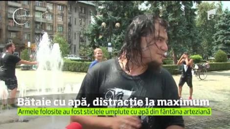 Bătaie cu apă la fântânile arteziene din centrul oraşului Ploieşti