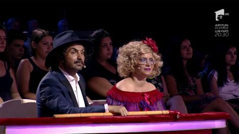 Proba ”Mingile muzicale”. Concurenții dansează legați la ochi!