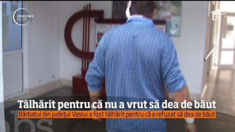 Bătut şi tâlhărit pentru că nu a vrut să dea de băut