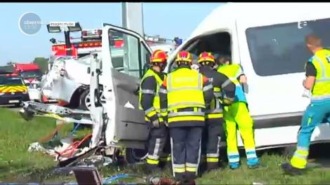 Un român a murit şi patru au fost răniţi într-un grav accident rutier, produs pe o autostradă din Belgia