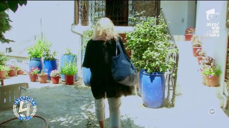 Grecia şi dansurile populare româneşti! Nea Mărin a învăţat-o pe Carmen Tănase să joace "Ciuleandra"