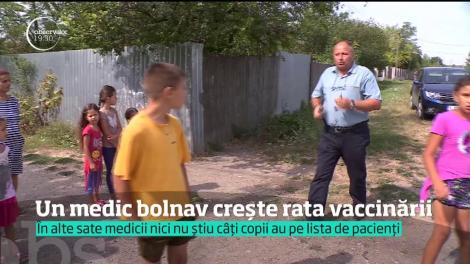 Un medic îşi foloseşte propria boală pentru a-i convinge pe oameni să se vaccineze