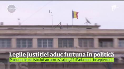 Aproximativ 500 de oameni au blocat piaţa Victoriei, în semn de protest faţă de noile legi ale Justiţiei