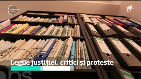 Anunţul modificării legilor justiţiei a generat proteste