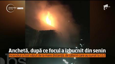 Incendiu la miezul nopții într-o comună din Argeș