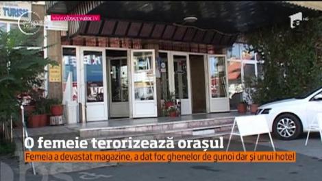 O femeie terorizează un oraş întreg