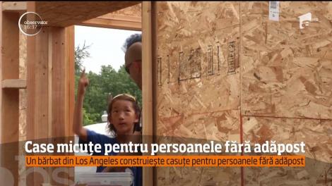 Gest impresionant al unui bărbat din SUA! Construiește căsute pentru persoanele care trăiesc pe străzi