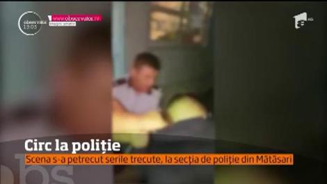 Circ în uşa secţiei de poliţie din Mătăsari, judeţul Gorj