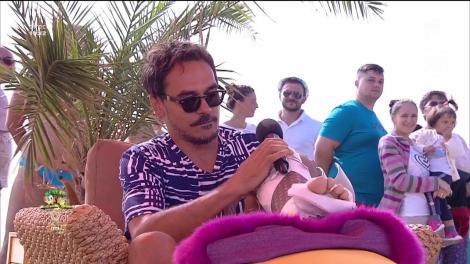 Câte lucruri poţi să faci dacă ai piciorul în ghips. Răzvan Simion, demonstraţie în direct!