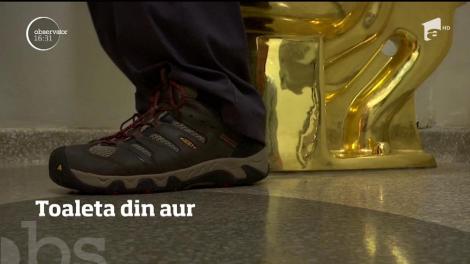 Un vas de toaletă din aur de 18 carate scrie istorie în Statele Unite