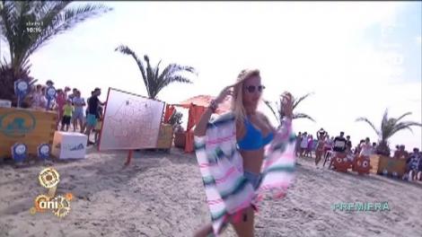 Premieră! Claudia Pavel - Far Away