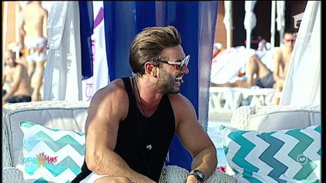 Aminturi din copilărie. Dorian Popa: ”Uite așa tăvăleam balega prin praf. Le făceam ca niște chiftele. Nu se mancau, dar le ordonau frumos”