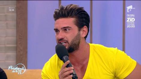 Ramona, asistenta de la "Prietenii de la 11", pune întrebări indecente pentru Dorian Popa: "Este adevărat că promovezi stilul vestimentar fără lenjerie intimă?"