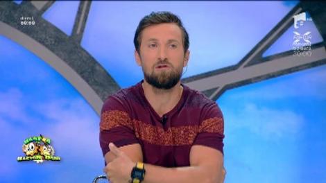 Flavia, speriată de luna plină de pe 20 septembrie: ”Eu doar vă pun în gardă!”. Dani: "Eşti ca mama care veşnic strângea după noi şi care ne ameninţa că nu o va mai face"