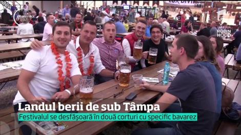 Braşovul arată ca Bavaria. A început Oktoberfest, curge bere din butoaie şi s-au întins mese cu mâncare delicioasă