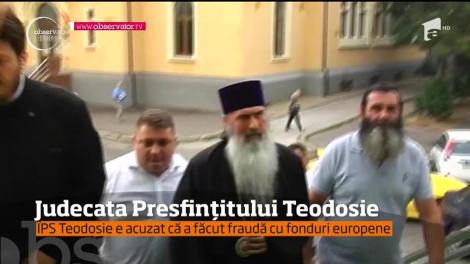 Preasfinţitul Teodosie, chemat la primul termen, în dosarul de fraudă