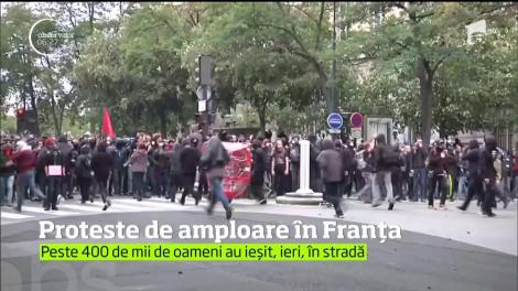 Proteste violente în Paris. Peste 400 de mii de oameni au manifestat pe străzi