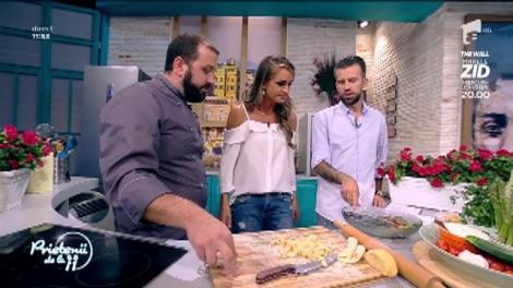 Andrea Di Russo găteşte "Fettucinne de casă cu doradă, zucchini şi roşii cherry"