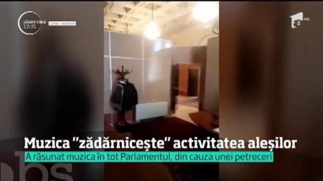 Casa Poporului, scena unui eveniment zgomotos organizat de o companie de cosmetice