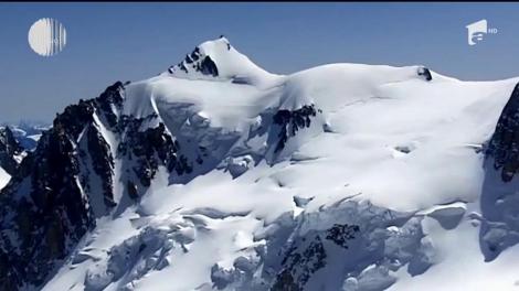 Un alpinist român a murit pe cel mai înalt vârf din Munţii Alpi. Bărbatul a căzut 600 de metri în gol de pe vârful Mont Blanc