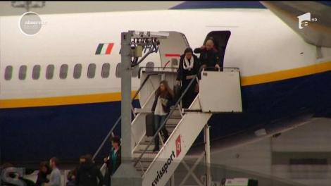 Sute de mii de pasageri sunt revoltaţi. Ryanair anulează sute de zboruri