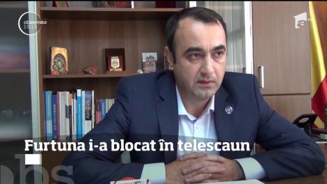 Vijelia a luat ostatici părinţi cu copii în braţe. Telescaunul din staţiunea maramureşeană Şuior a îngheţat