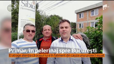 Primarul din Copşa Mică a recurs la o formă inedită de protest! Edilul sibian a plecat pe jos, spre Bucureşti