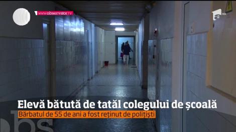 O copilă de 13 ani din judeţul Argeş a fost bătută crunt, chiar în plină stradă