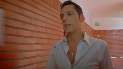 Premieră la masa juraților! Carla's Dreams a gătit musaca... sau nu prea: "Îmi place, nu-mi place, trebuie să mănânc. Mâine o să gătesc și eu aripi de fluture pane sau buze de capră cu zahăr"