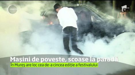 50 de maşini retro îşi etalează frumuseţea în acest weekend în judeţul Mureş