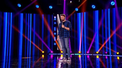 Claudiu Popa, stand-up despre problemele cu femeile: "Dacă faci dragoste fără să faci duș, ea îl va avea pe necuratul în ea"