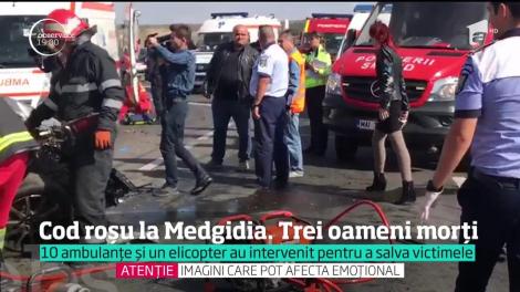 Scene de cod roşu de intervenţie lângă Medgidia. Trei prieteni au murit, iar al patrulea, jandarm, e în comă