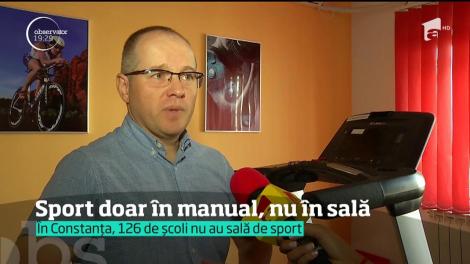 În România ora de educație fizică se face doar în manual, nu în sală