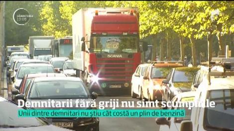 REVOLTĂTOR! Scumpirile în lanţ  îi afecteze doar pe românii de rând. Demnitarii habar nu au cât costă un plin de benzină